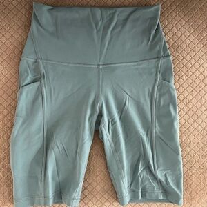Lululemon Align High Rise Shorts 8”